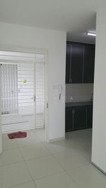 Servis Apartment untuk Dijual di Zeva @ Equine South - Amanda Lock - Entrance - PropertyGuru.com.my