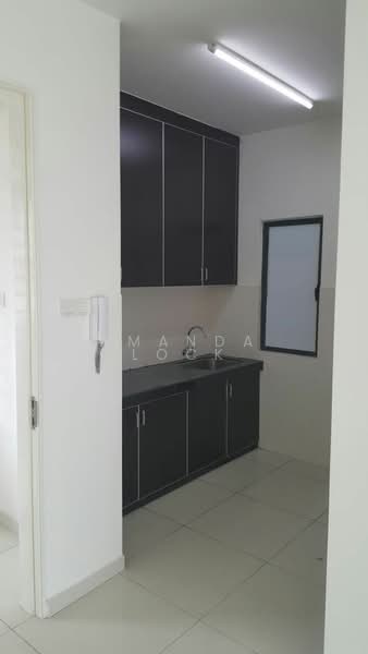 Servis Apartment untuk Dijual di Zeva @ Equine South - Amanda Lock - Kitchen - PropertyGuru.com.my