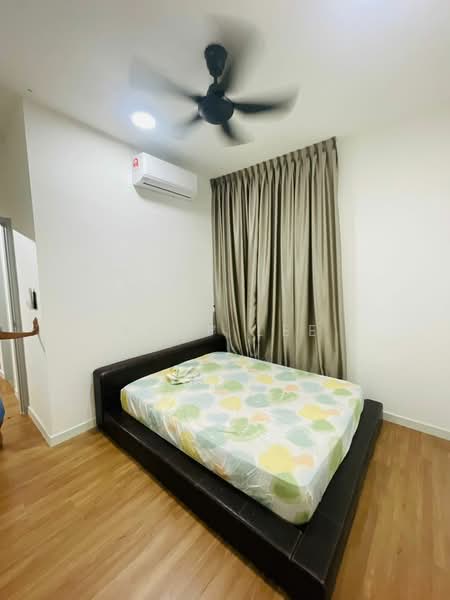 Service Residence for Rent at Helix2 @ PJ South - Kemp Lee - Second Bedroom - PropertyGuru.com.my