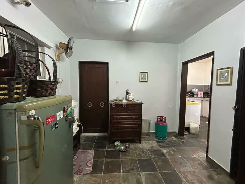 Rumah Berkembar untuk Dijual di Ukay Perdana (Ulu Kelang) - Jagger Moo - Kitchen - PropertyGuru.com.my