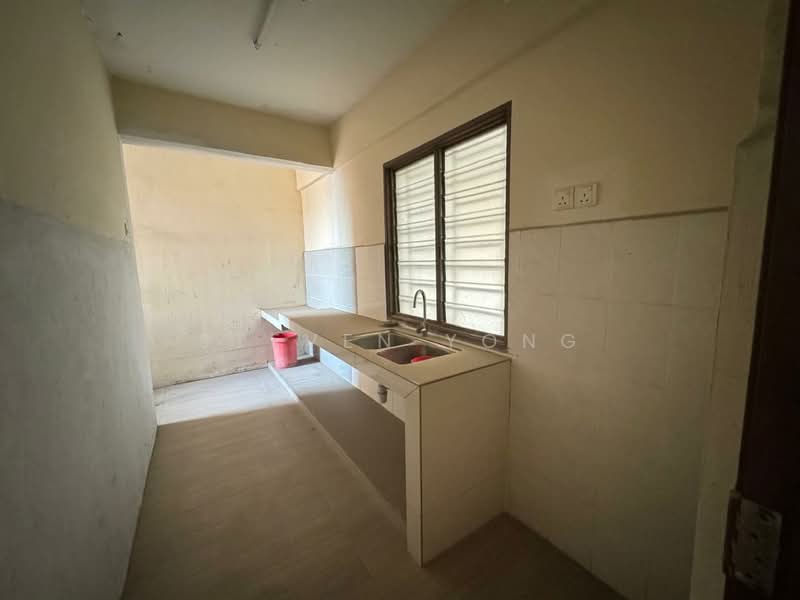 Pangsapuri untuk Dijual di PPR Lembah Subang 2 - Steven Yong - Kitchen - PropertyGuru.com.my