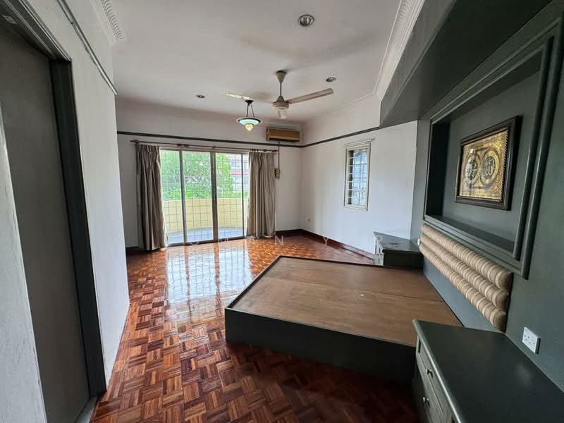 Rumah Berkembar untuk Dijual di Rawang (Selangor) - Roman Yap - PropertyGuru.com.my