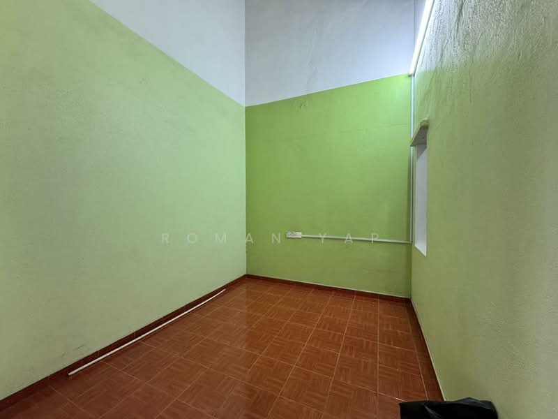 Rumah Berkembar untuk Dijual di Rawang (Selangor) - Roman Yap - PropertyGuru.com.my