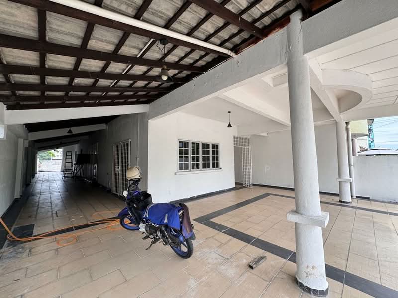 Rumah Berkembar untuk Dijual di Rawang (Selangor) - Roman Yap - PropertyGuru.com.my