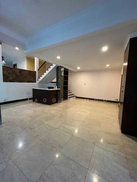 Rumah Berkembar untuk Dijual di Ukay Perdana (Ulu Kelang) - Jagger Moo - PropertyGuru.com.my