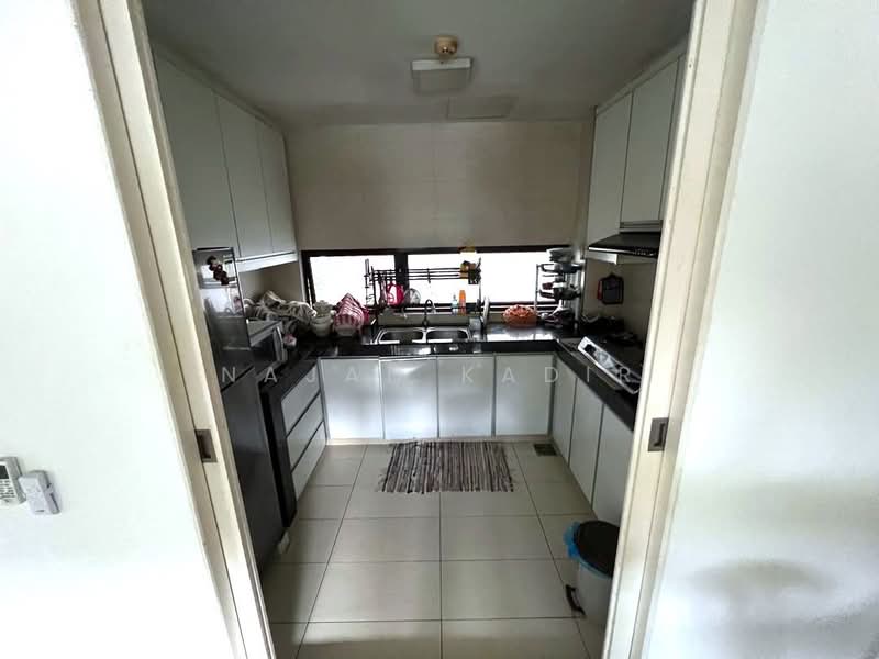 3-storey Terraced House for Rent in Cyberjaya (Selangor) - Najah Kadir - Kitchen - PropertyGuru.com.my