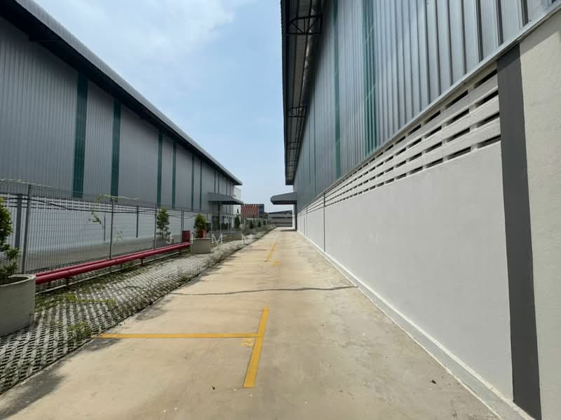 Detached Factory for Rent in Dengkil (Selangor) - Jimmy Tan - Exterior - PropertyGuru.com.my