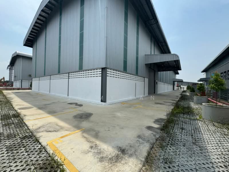 Detached Factory for Rent in Dengkil (Selangor) - Jimmy Tan - Exterior - PropertyGuru.com.my