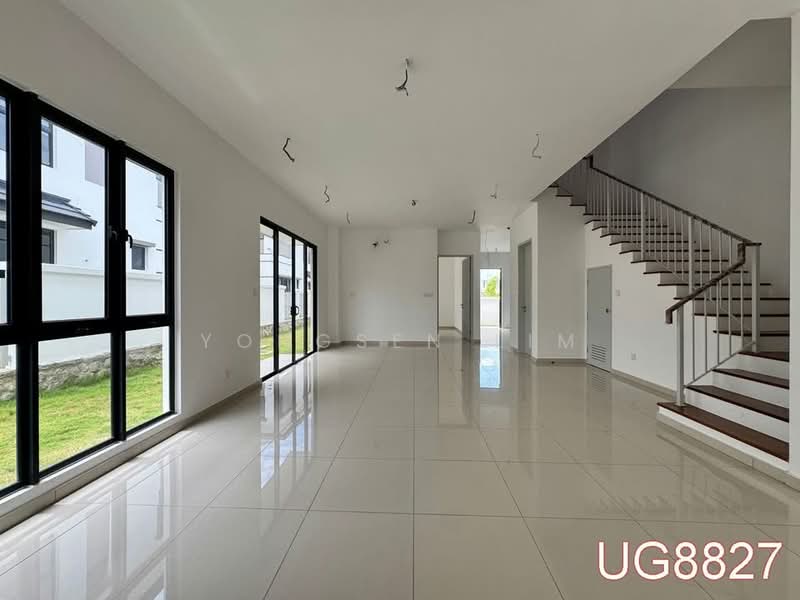 Semi-Detached House for Sale in Shah Alam (Selangor) - Yongsen Lim - Living Room - PropertyGuru.com.my