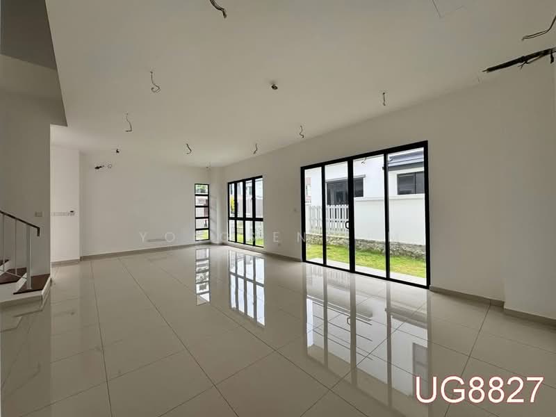 Semi-Detached House for Sale in Shah Alam (Selangor) - Yongsen Lim - Living Room - PropertyGuru.com.my