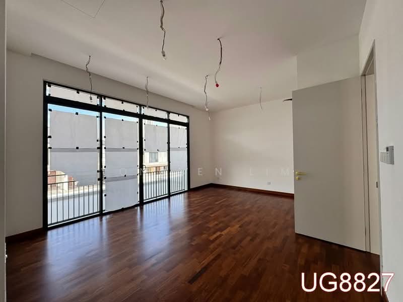 Semi-Detached House for Sale in Shah Alam (Selangor) - Yongsen Lim - Living Room - PropertyGuru.com.my