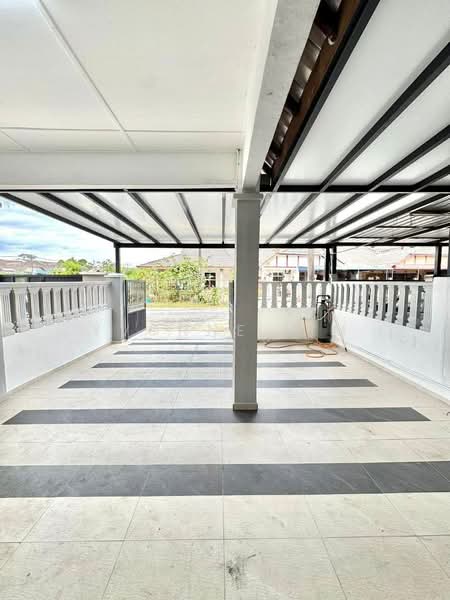 Rumah Teres 1 Tingkat untuk Dijual di Taman Universiti (Skudai) - Yvonne Lim - Exterior - PropertyGuru.com.my
