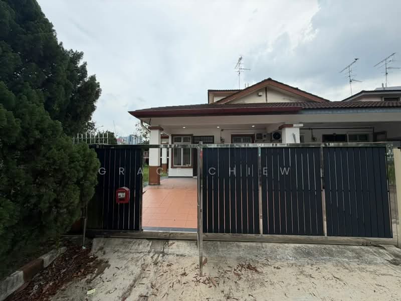 Rumah Teres 1 Tingkat untuk Disewa di Taman Setia Indah (Tebrau) - Grace Chiew - Exterior - PropertyGuru.com.my