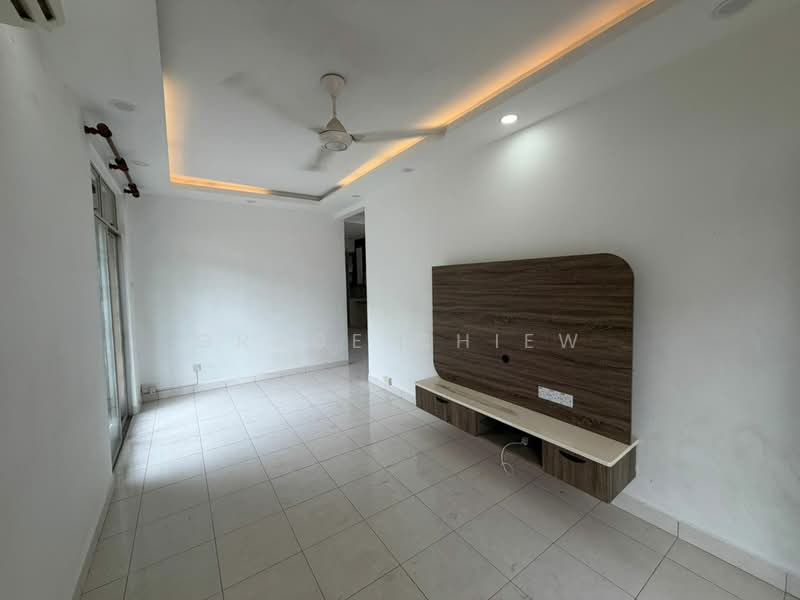 Rumah Teres 1 Tingkat untuk Disewa di Taman Setia Indah (Tebrau) - Grace Chiew - Living Room - PropertyGuru.com.my