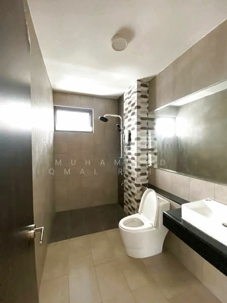 Rumah Teres 2 Tingkat untuk Dijual di Elmina (Shah Alam) - Muhammad Iqmal Rahiman - Bathroom - PropertyGuru.com.my