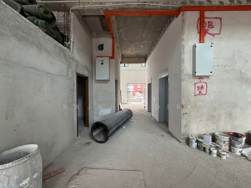 Shop / Office for Sale in Taman Ampang Utama (Ampang) - Najah Kadir - Interior - PropertyGuru.com.my