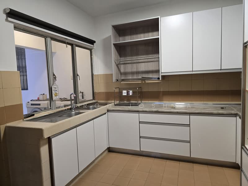 Rumah Teres 2 Tingkat untuk Disewa di Sri Hartamas (Kuala Lumpur) - Jarrod Joshua - Kitchen - PropertyGuru.com.my
