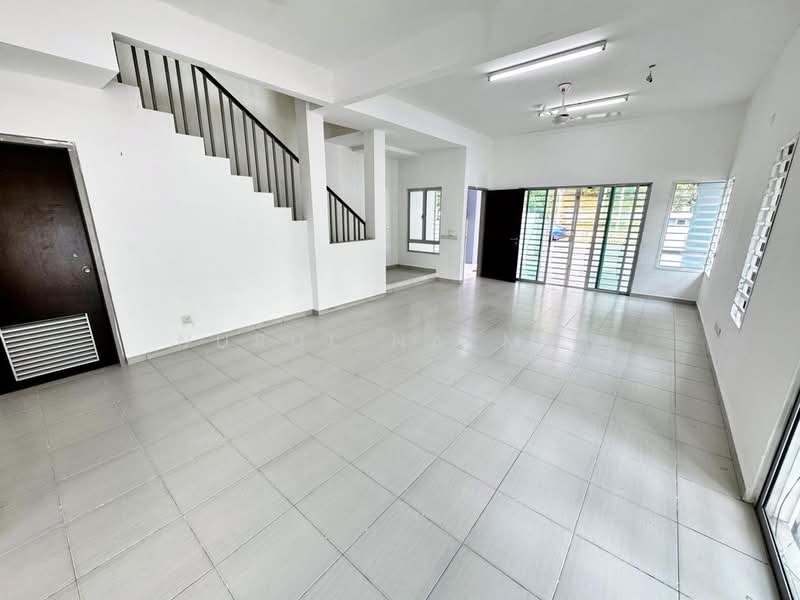 2-storey Terraced House for Sale in Nilai (Negeri Sembilan) - Nurul Naemah - Living Room - PropertyGuru.com.my