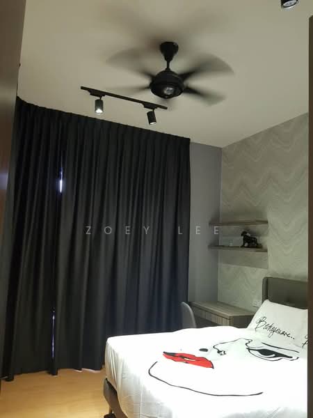 Kondominium untuk Dijual di Royal Strand @ Country Garden Danga Bay - Zoey Lee - Bedroom - PropertyGuru.com.my
