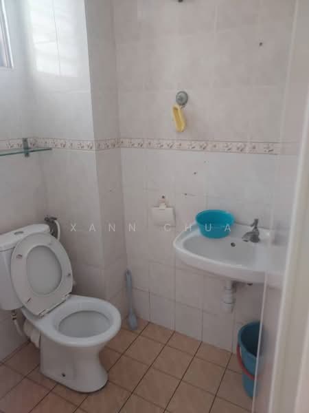 Pangsapuri untuk Disewa di Vista Pinggiran Apartment - Xann Chua - Bathroom - PropertyGuru.com.my