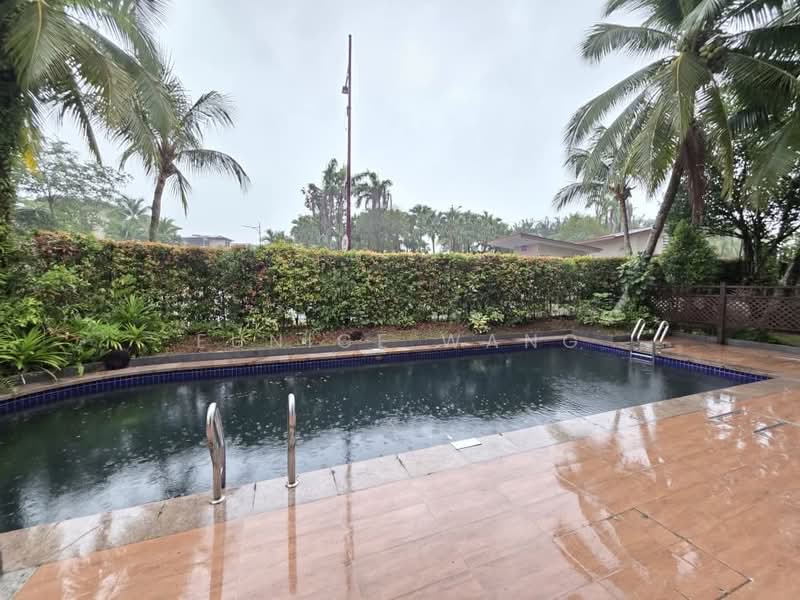 Rumah Banglo untuk Dijual di Diamond City (Semenyih) - Eunice Wang - Pool - PropertyGuru.com.my