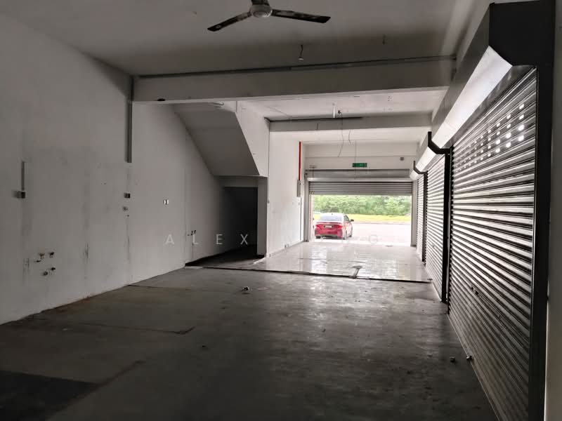 Shop / Office for Rent in Setia Mayuri (Semenyih) - Alex Yong - Entrance - PropertyGuru.com.my