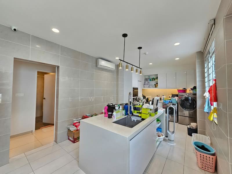 Rumah Kluster untuk Dijual di Jade Hills (Kajang) - Lewis Tam - Kitchen - PropertyGuru.com.my