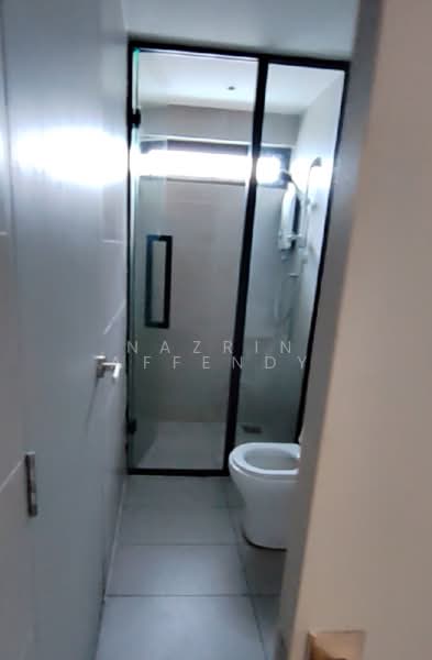 Servis Apartment untuk Disewa di Kampung Melayu Subang - Nazrin Affendy - Bathroom - PropertyGuru.com.my