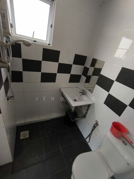 Apartment for Rent at Ensyn Avenue - Jeno Tan - Bathroom - PropertyGuru.com.my