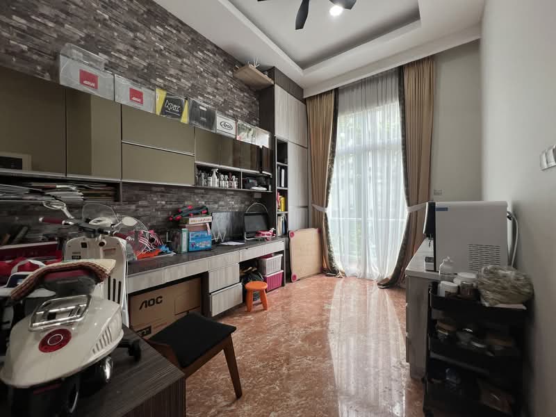 Rumah Banglo untuk Dijual di Country Heights (Kajang) - Lewis Tam - PropertyGuru.com.my