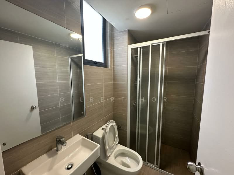 Service Residence for Sale at Lexa Residence @ The Quartz WM - Gilbert Hor - Bathroom - PropertyGuru.com.my