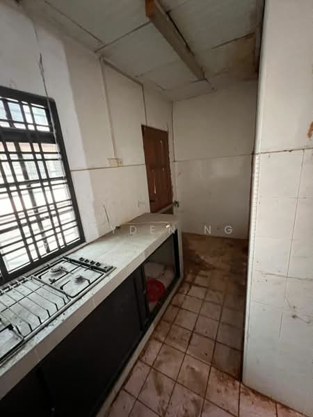 2-storey Terraced House for Sale in Bandar Selesa Jaya (Skudai) - Jayden Ng - Kitchen - PropertyGuru.com.my