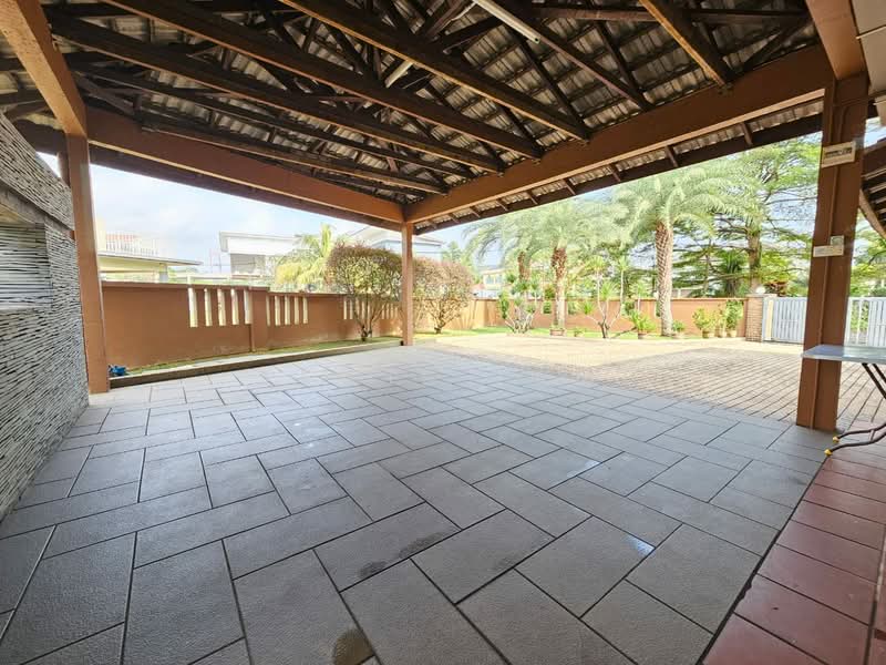 Rumah Banglo untuk Dijual di Country Heights (Kajang) - Lewis Tam - PropertyGuru.com.my