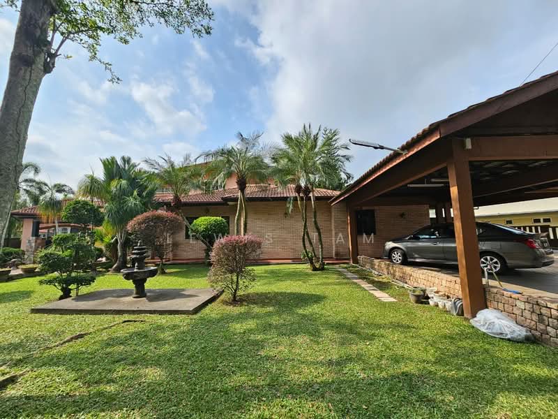 Rumah Banglo untuk Dijual di Country Heights (Kajang) - Lewis Tam - PropertyGuru.com.my