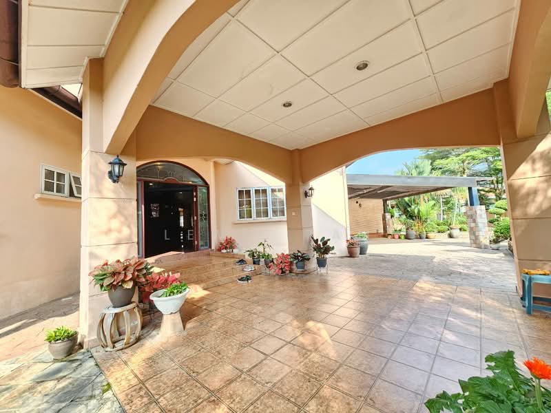 Rumah Banglo untuk Dijual di Country Heights (Kajang) - Lewis Tam - PropertyGuru.com.my