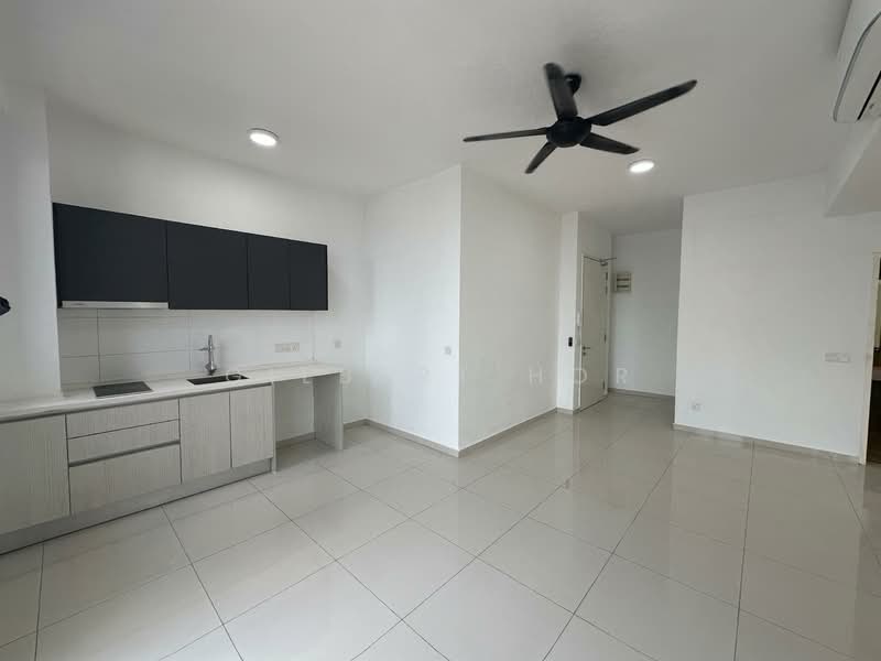 Service Residence for Sale at Lexa Residence @ The Quartz WM - Gilbert Hor - Kitchen - PropertyGuru.com.my