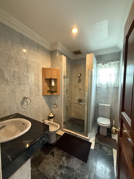 Bungalow House for Rent in Ampang (Selangor) - J Chee - Bathroom - PropertyGuru.com.my