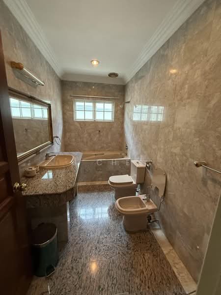 Bungalow House for Rent in Ampang (Selangor) - J Chee - Bathroom - PropertyGuru.com.my