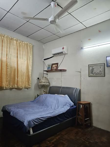 Semi-Detached House for Sale in Fettes Park (Tanjung Tokong) - Mei Leng Low GMS - Bedroom - PropertyGuru.com.my