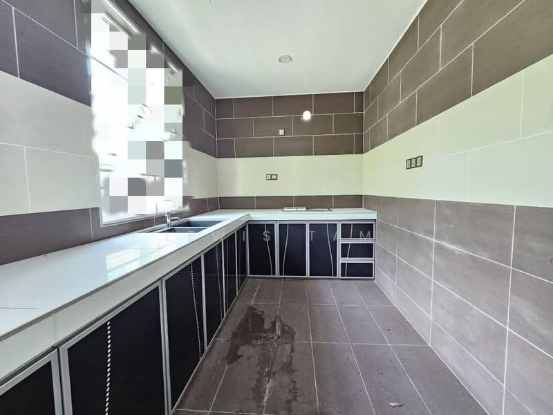 Rumah Banglo untuk Dijual di Country Heights (Kajang) - Lewis Tam - PropertyGuru.com.my