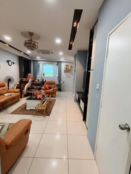 Rumah Teres 2 Tingkat untuk Dijual di Bandar Mahkota (Banting) - John Wong - Living Room - PropertyGuru.com.my