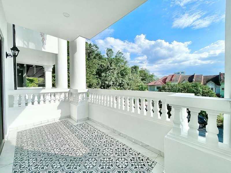 Rumah Banglo untuk Dijual di Taman Setiawangsa (Setiawangsa) - Fauzi Abdullah - Balcony - PropertyGuru.com.my