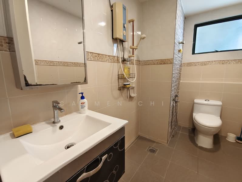 Kondominium untuk Disewa di Desa Kiara - Carmen Chin - Bathroom - PropertyGuru.com.my