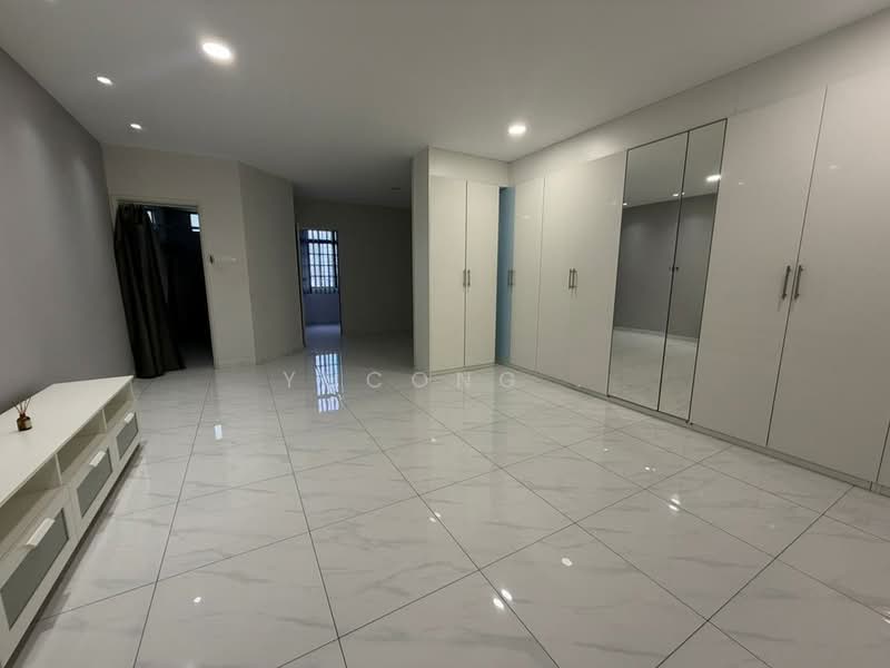 Condominium for Sale at Sri Mulia - Yucong . - Living Room - PropertyGuru.com.my
