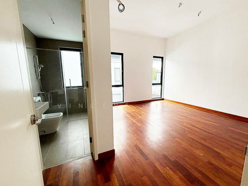 Semi-Detached House for Sale in Kota Damansara (Selangor) - Vincent Liaw - Bathroom - PropertyGuru.com.my