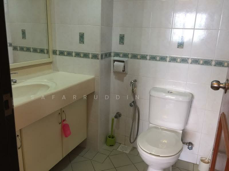 Condominium for Rent at Cyber Heights Villa - Safarruddin Shah - Bathroom - PropertyGuru.com.my