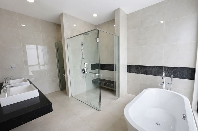 Rumah Berkembar untuk Dijual di Kota Damansara (Selangor) - Vincent Liaw - Bathroom - PropertyGuru.com.my