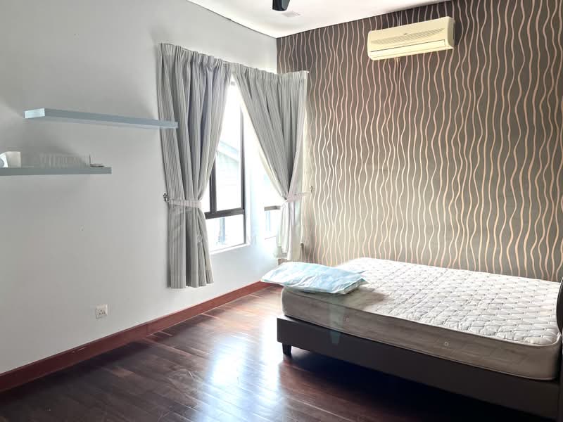 Semi-Detached House for Sale in Batu 9 (Cheras) - Remus . - Bedroom - PropertyGuru.com.my