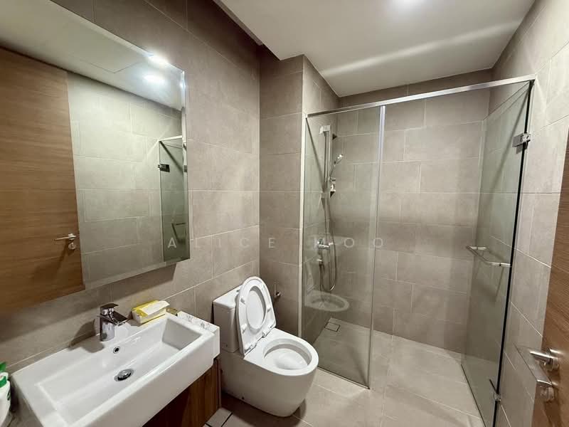 Servis Apartment untuk Dijual di Aria - Alice Moo - Bathroom - PropertyGuru.com.my