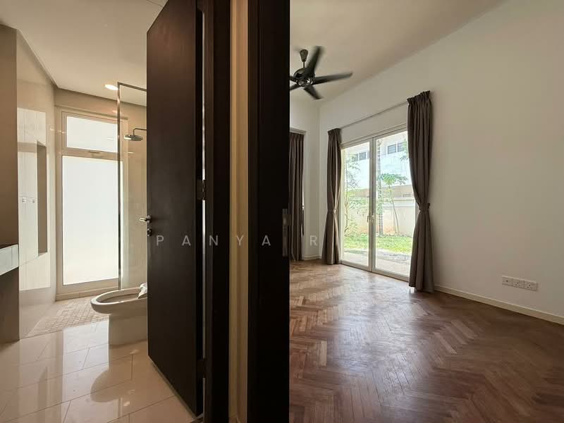 Semi-Detached House for Sale in Tanjung Tokong (Penang) - Panya Rith - Bathroom - PropertyGuru.com.my